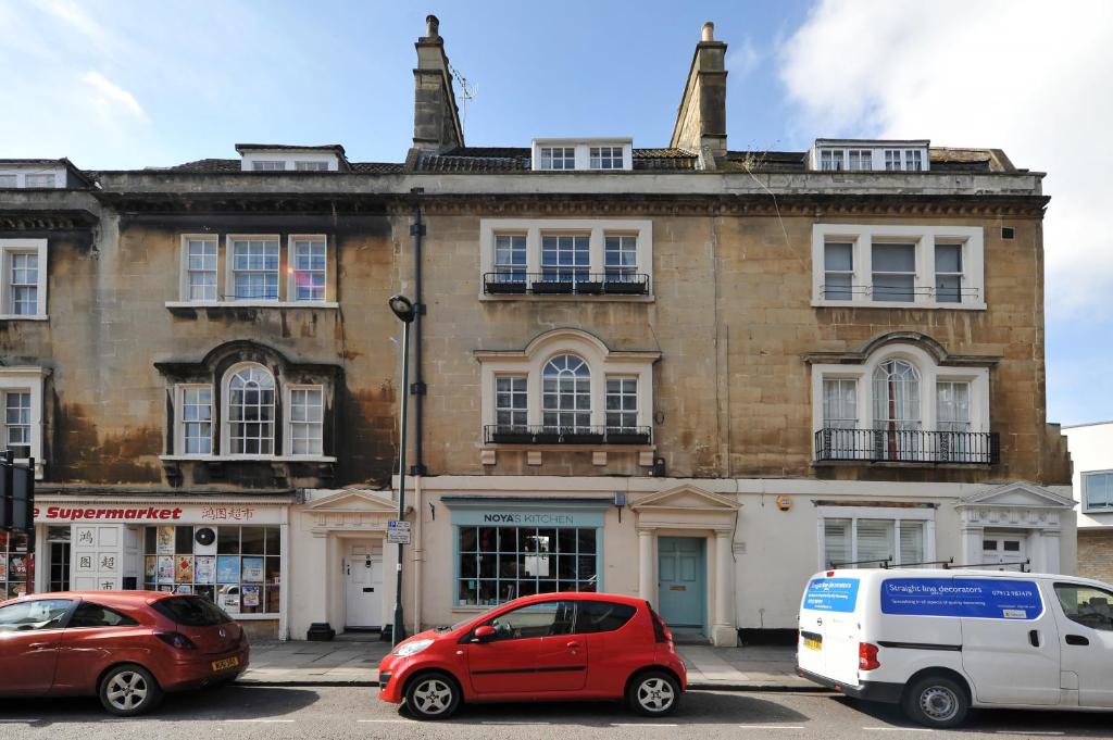 Luxury Regency Apartment in Bath City Centre with Free Parking room 1